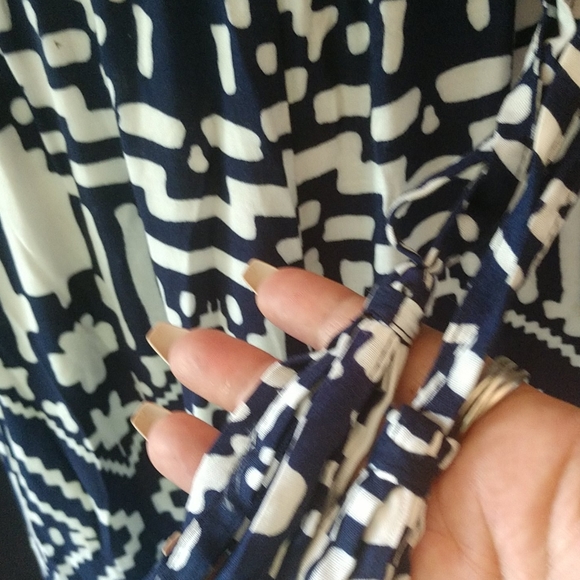 Jumper - Picture 3 of 4